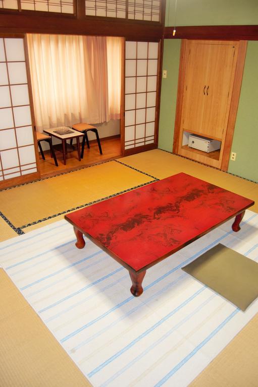 Ryokan Tsuruya Intaku Jufu Szoba fotó