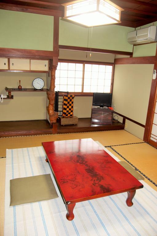 Ryokan Tsuruya Intaku Jufu Szoba fotó